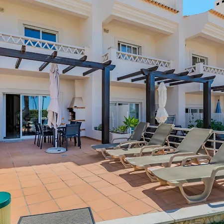 Amazing View With Pool *